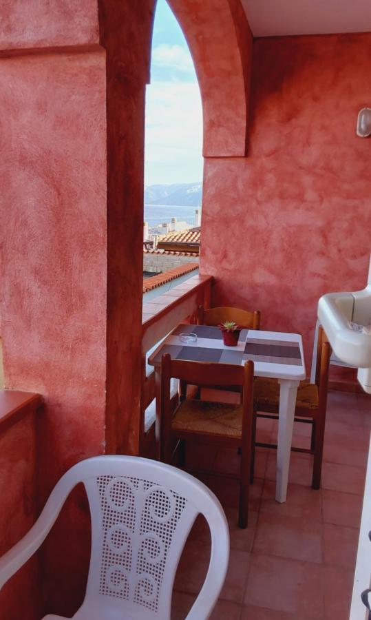 Casa Polo Apartment Cala Gonone Bagian luar foto